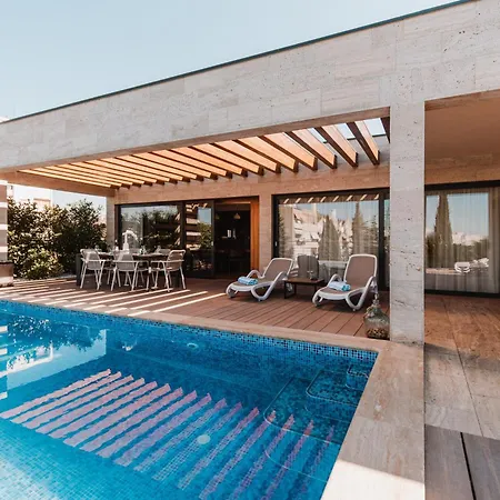 アパート Penthouse Vinci スプリト